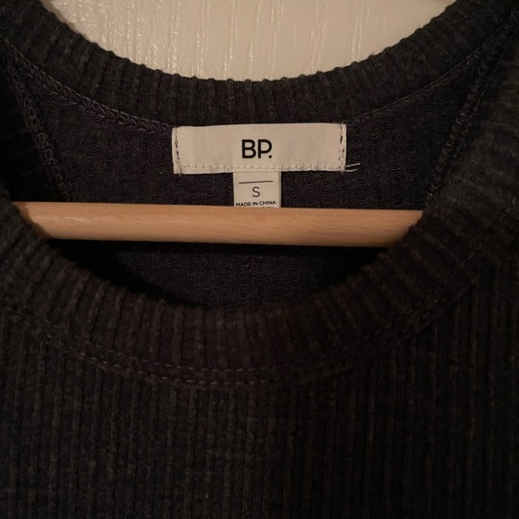 BP Dress ✨ - Picture 4 of 5